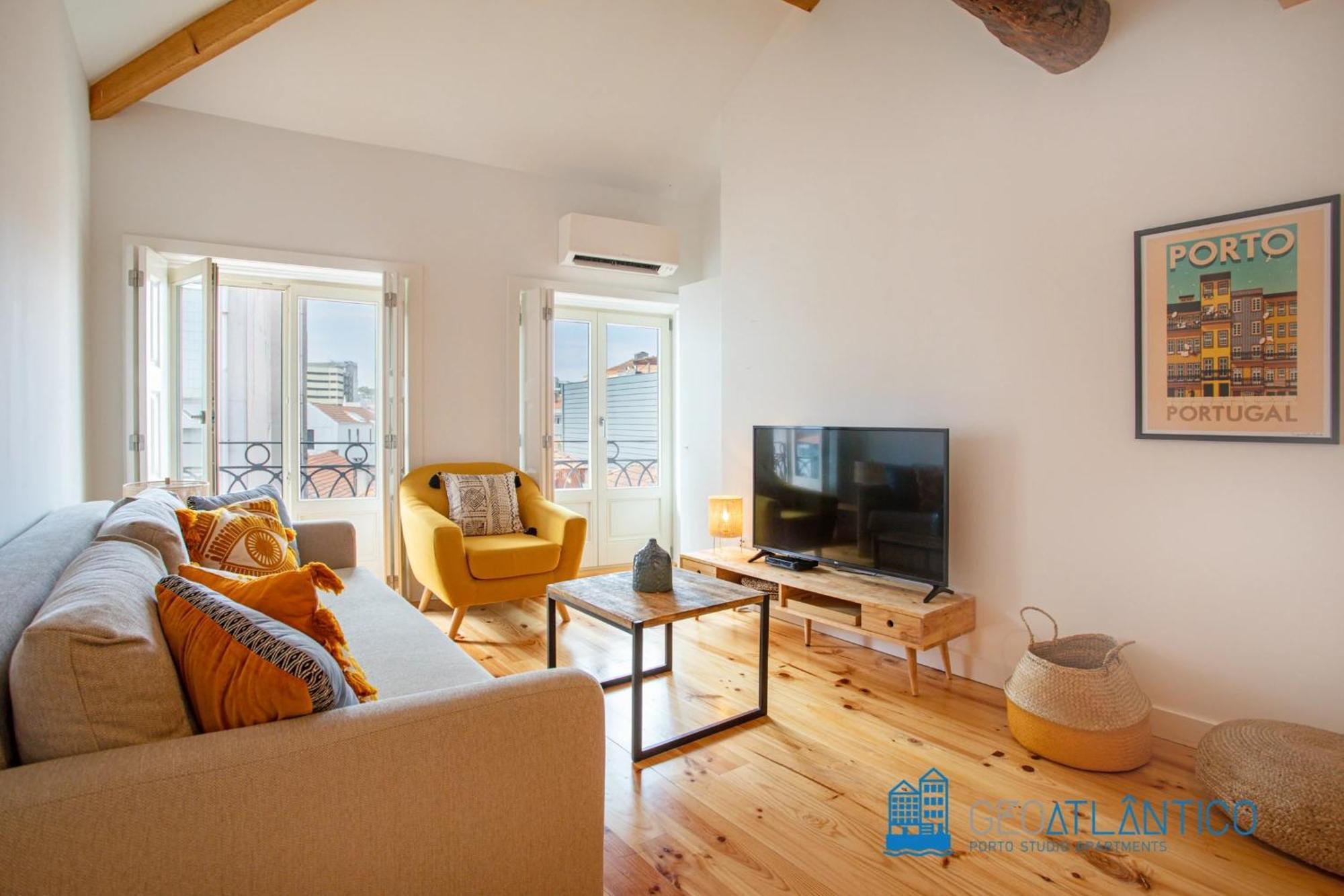 Poveiros Oak Loft - Santo Ildefonso Apartment Porto Exterior photo